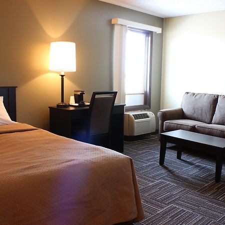 Sunlac Inn Devils Lake Extérieur photo