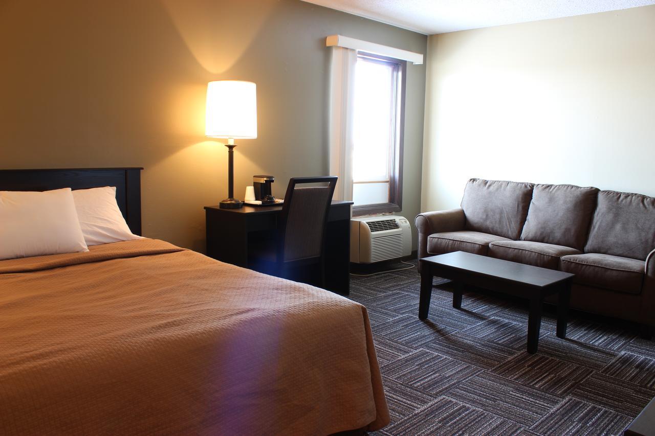 Sunlac Inn Devils Lake Extérieur photo